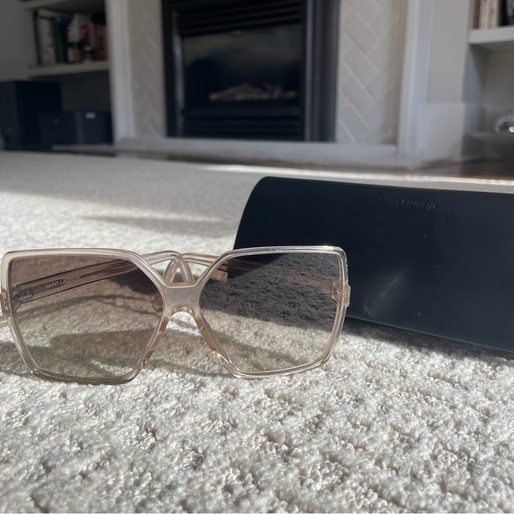 SAINT LAURENT BETTY sunglasses, never worn!!